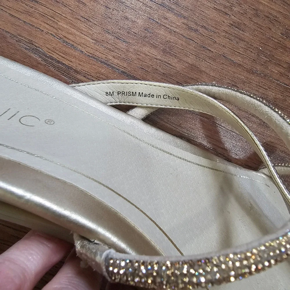 Vionic Prism Gold Embellished Rhinestone Thong Sandals Size 8M Women's - Picture 3 of 5